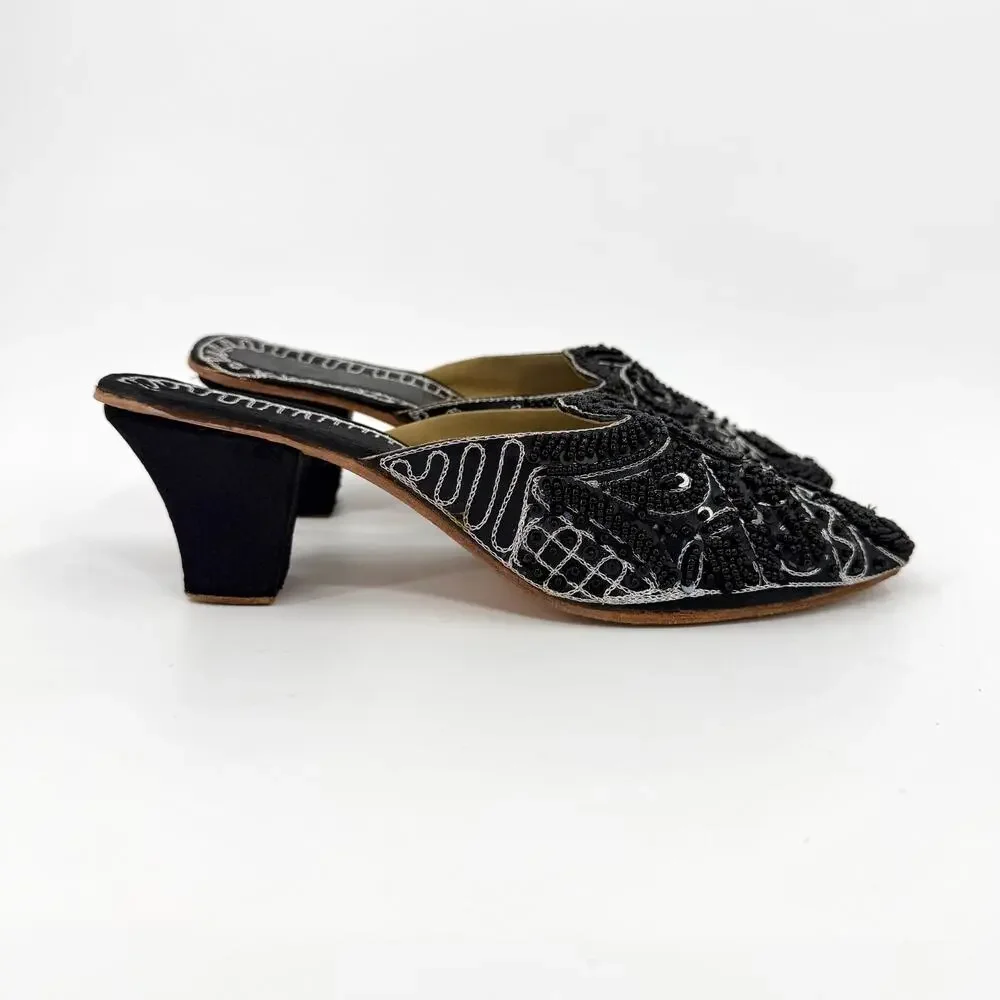 Beachcombers embellishment sleek